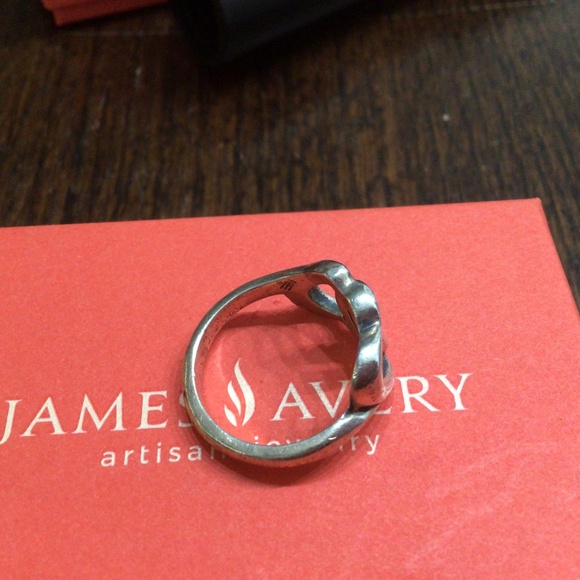 James Avery linked hearts ring. 925/Sterling. Size 7.5 - Picture 2 of 5